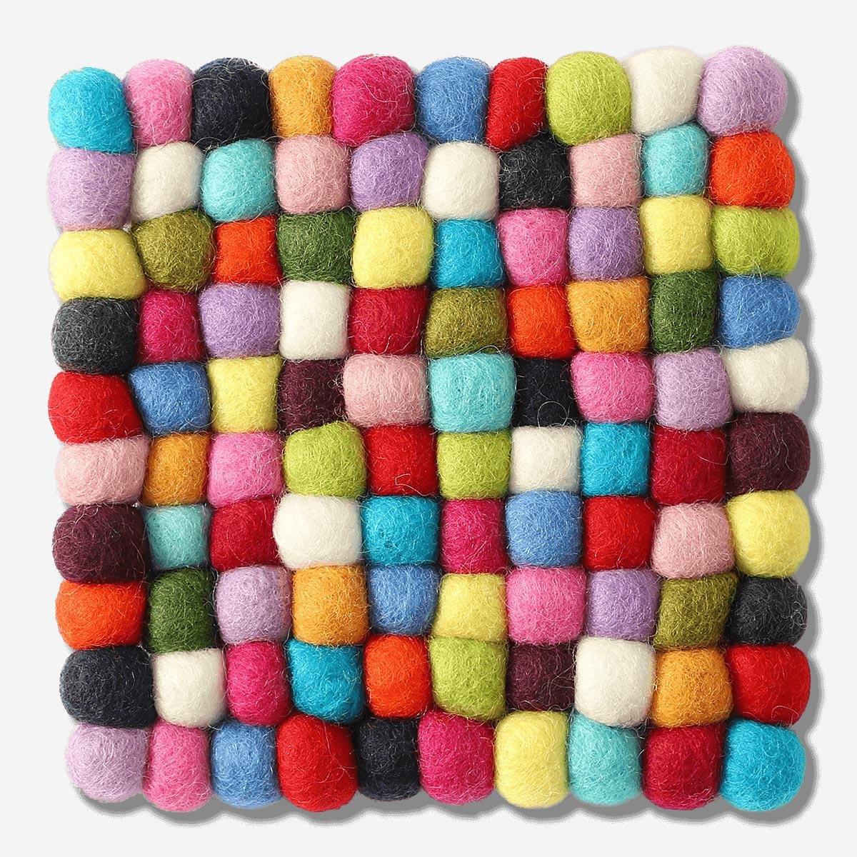 Multicolour felt balls coaster