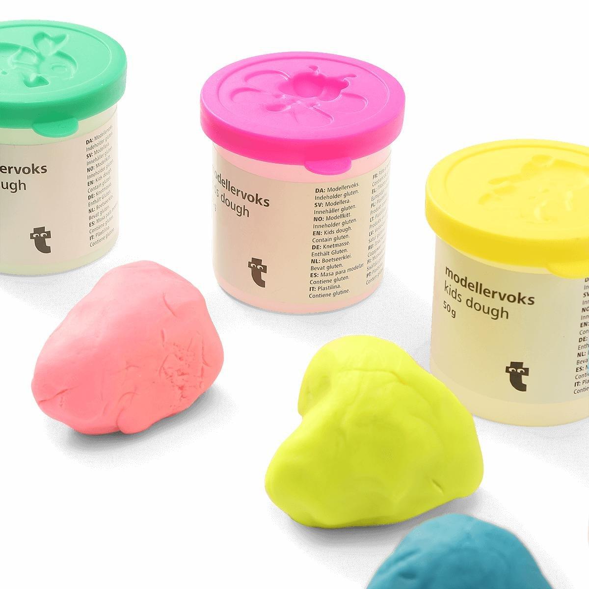 Multicolour modelling clay