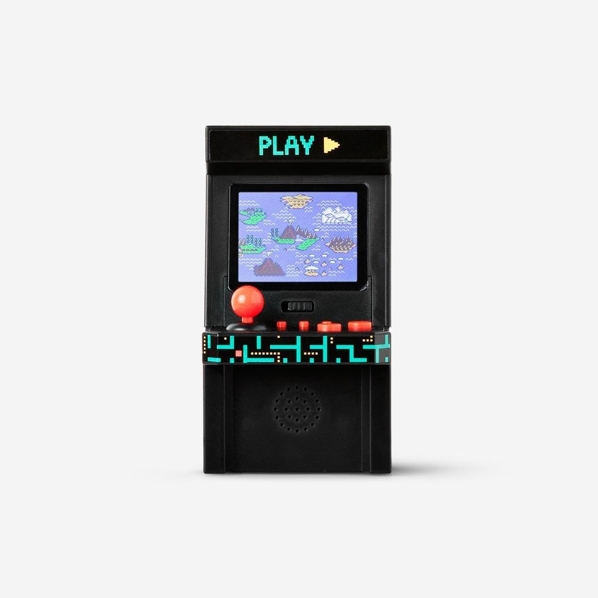 Small arcade gaming machine