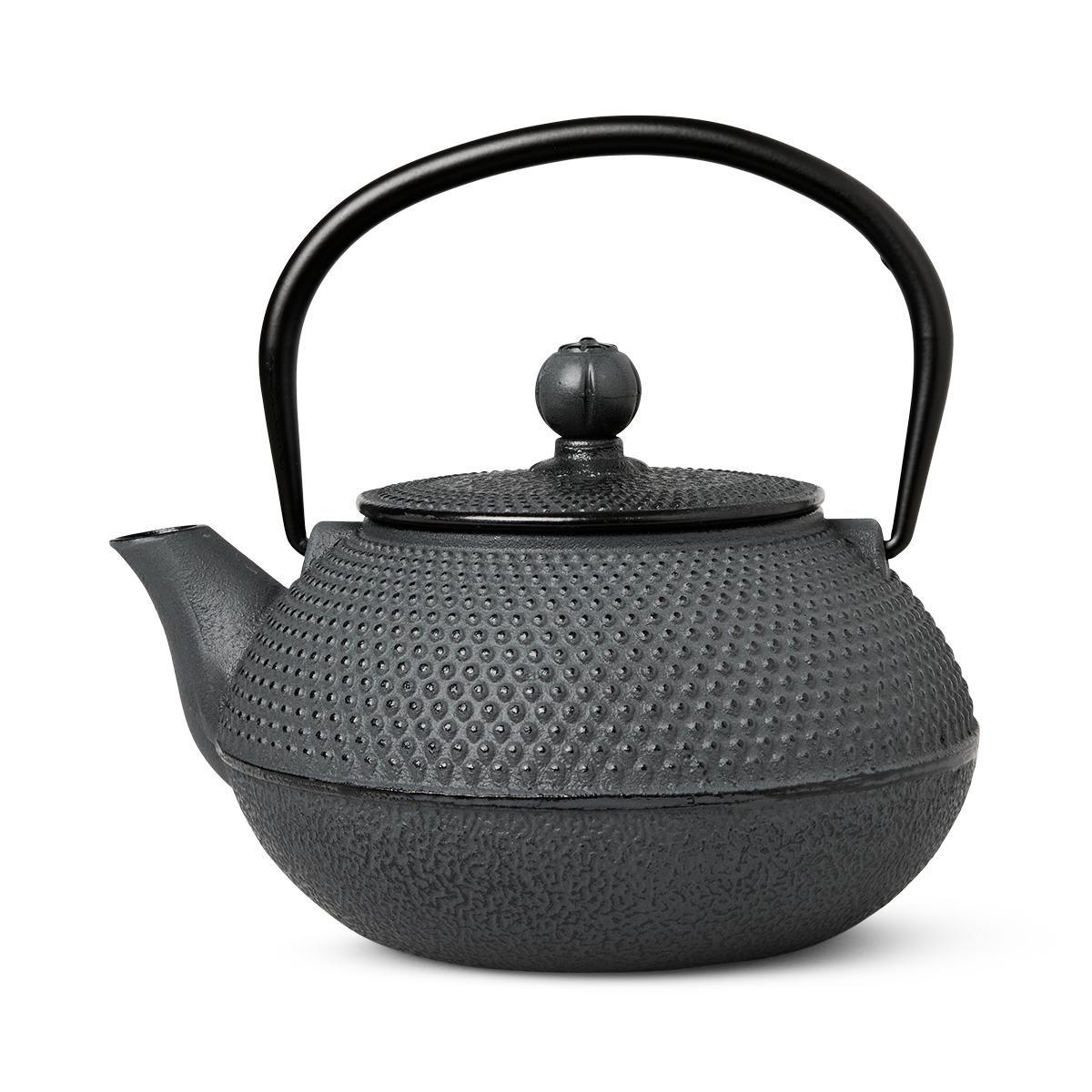 Black Cast Iron Teapot. 800 ml