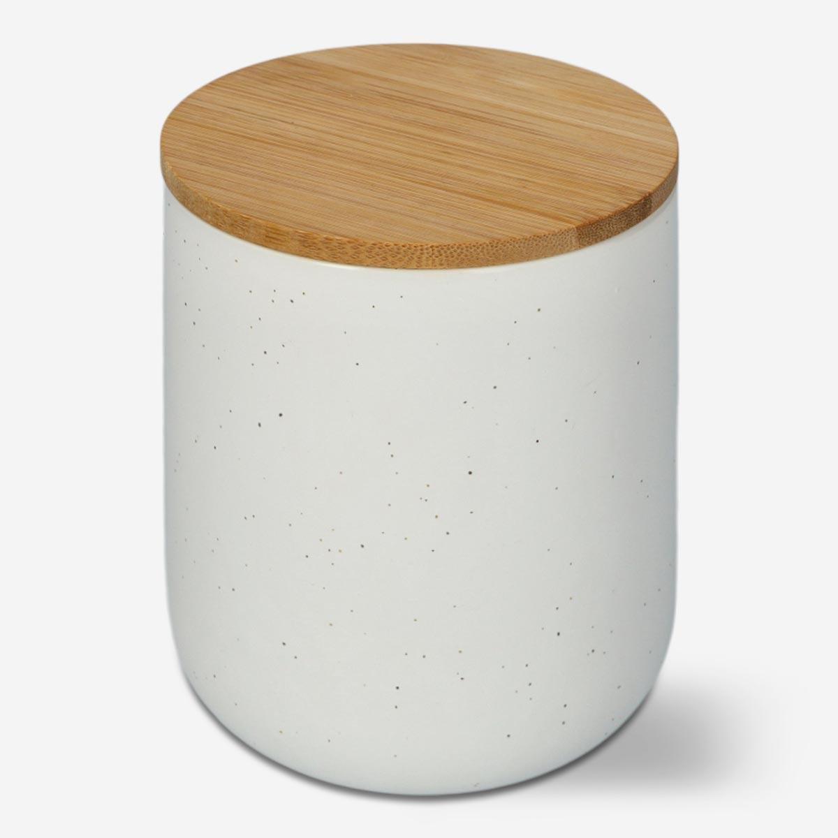 White storage jar. 13 cm