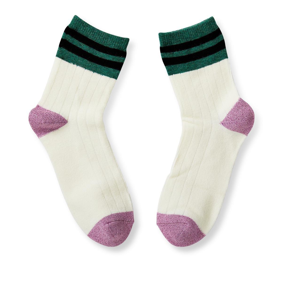 Green top white socks. size 39-41