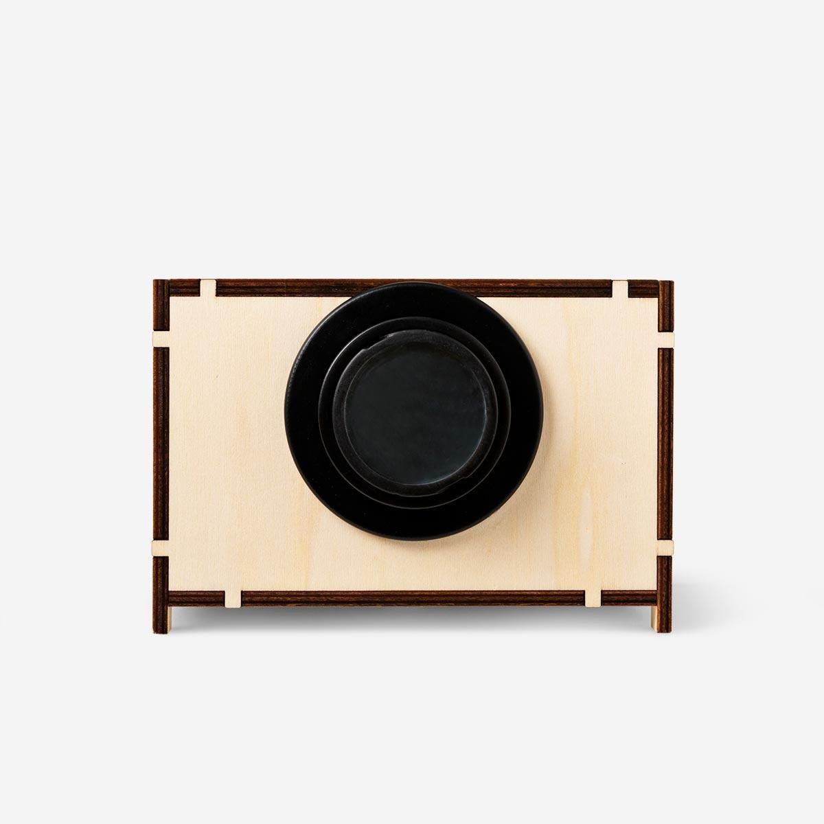 Wooden smartphone-projector