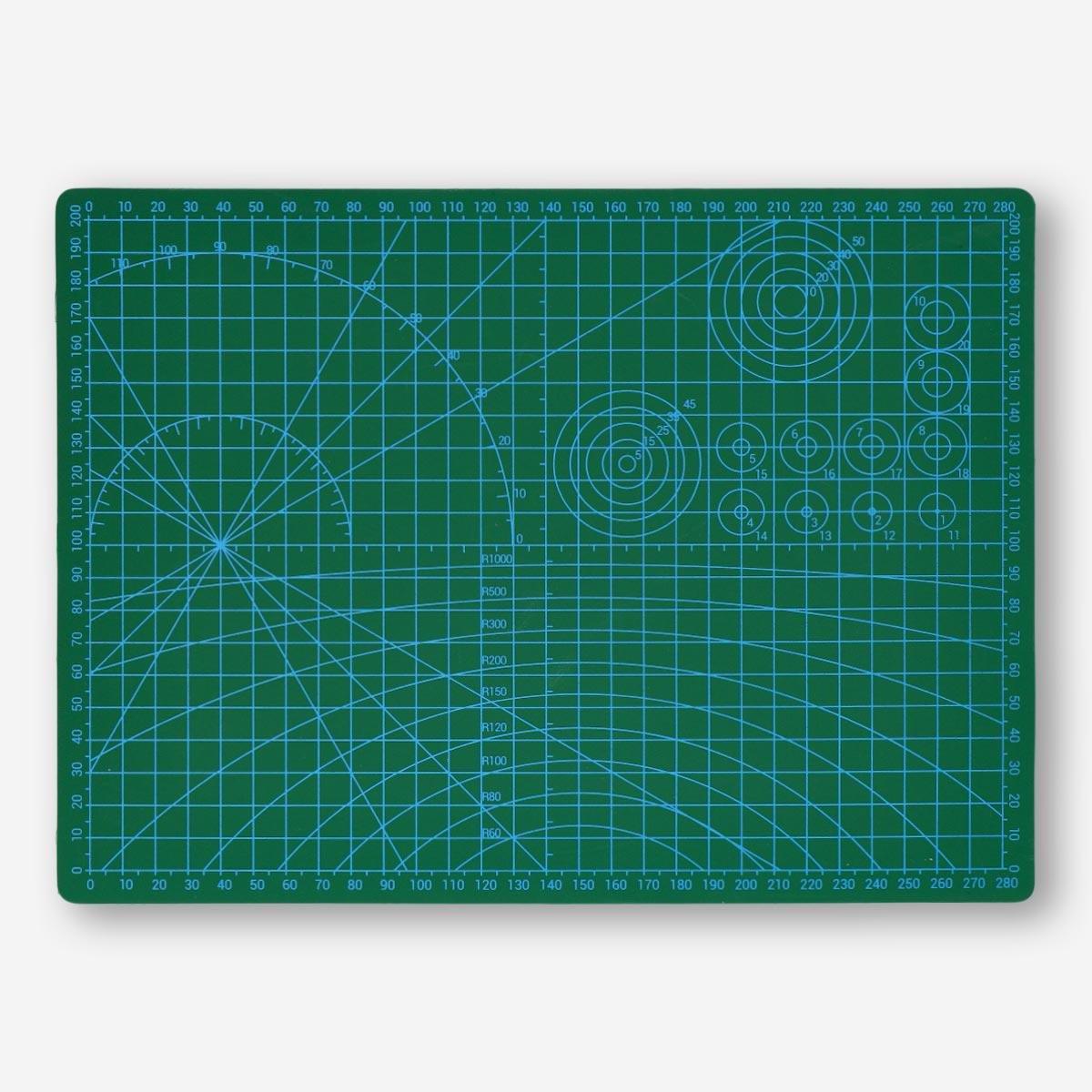 Green cutting mat