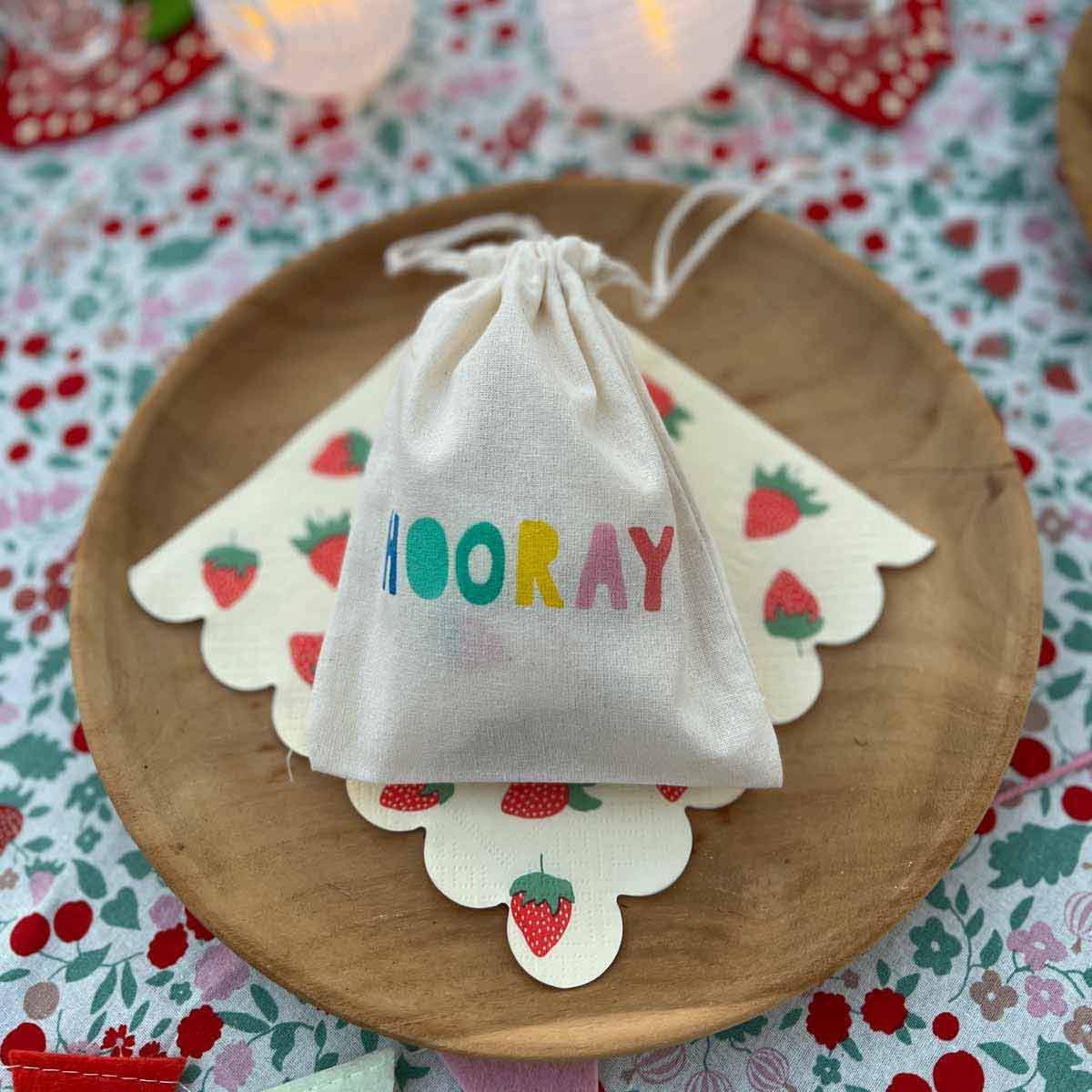 Multicolour Cloth hooray snack bags