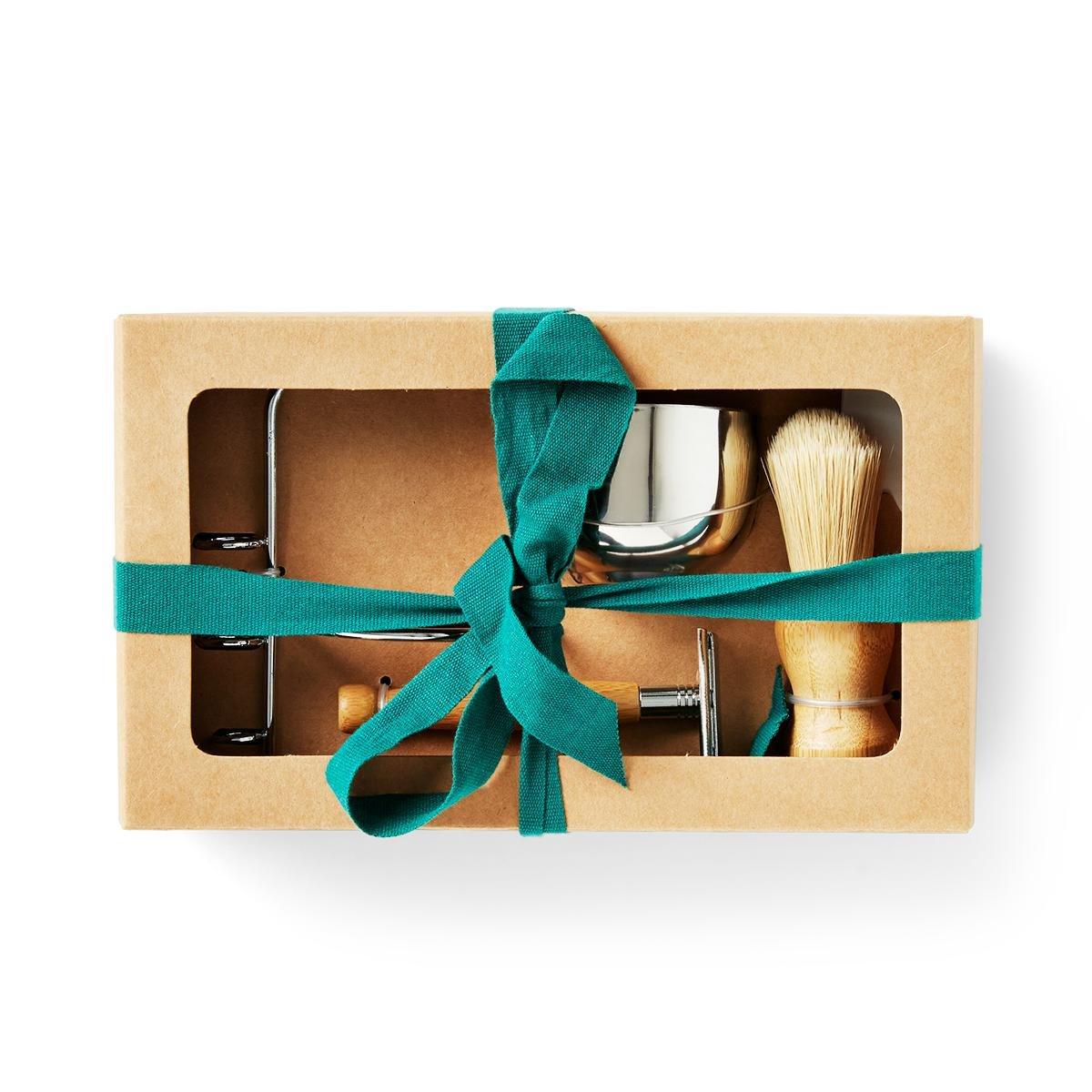 Wooden shaving set