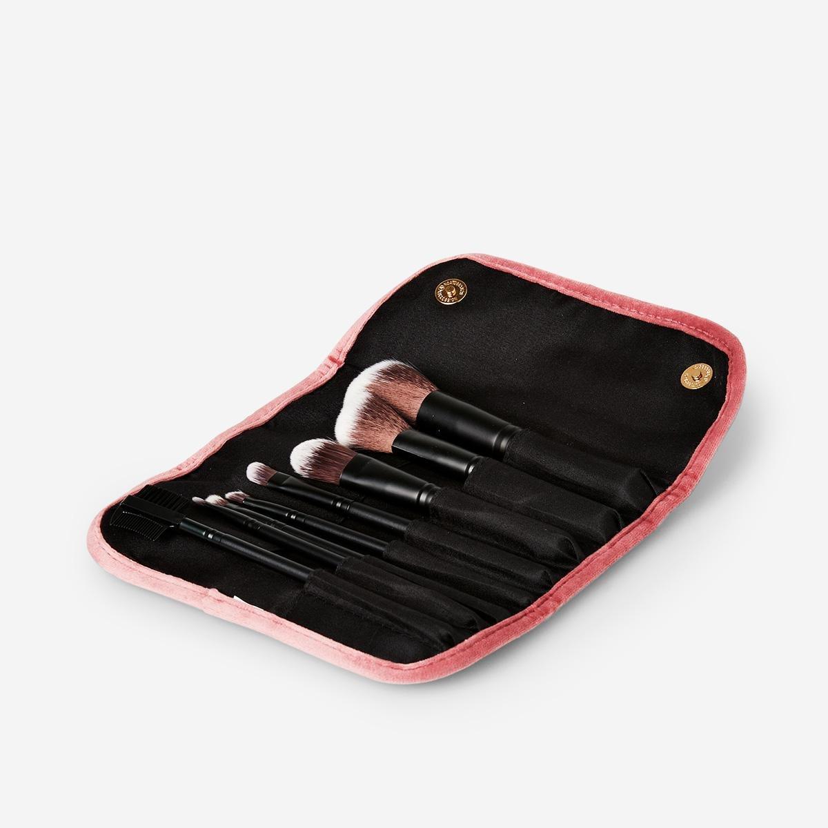Pink makeup brushes