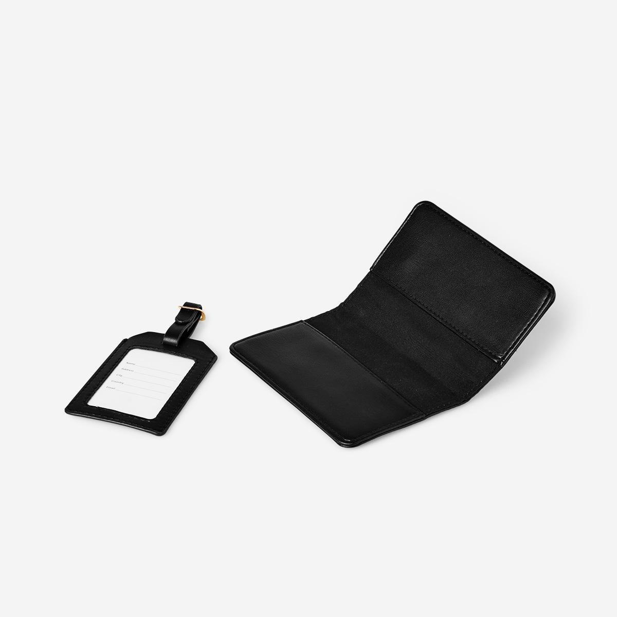 Black suitcase tag travel set