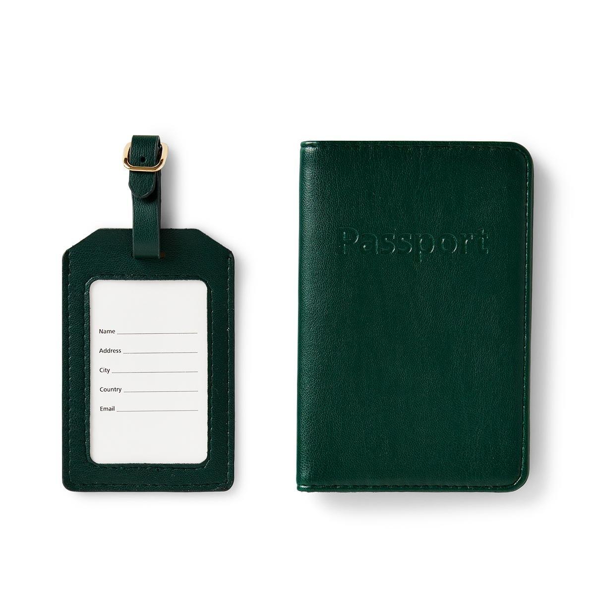 Green suitcase tag travel set
