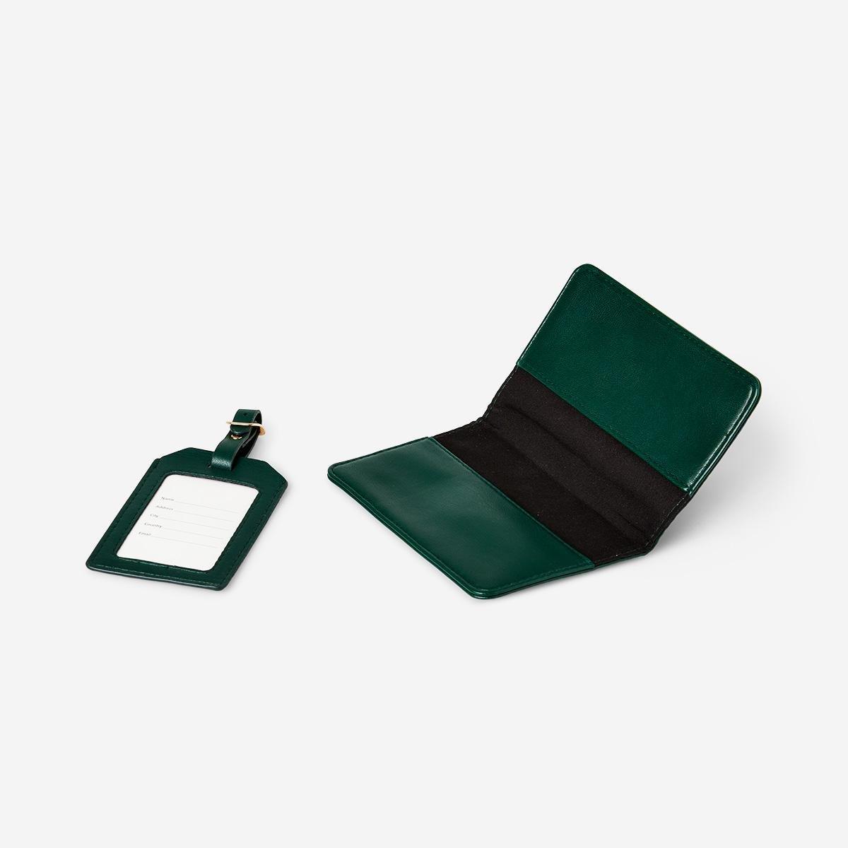 Green suitcase tag travel set
