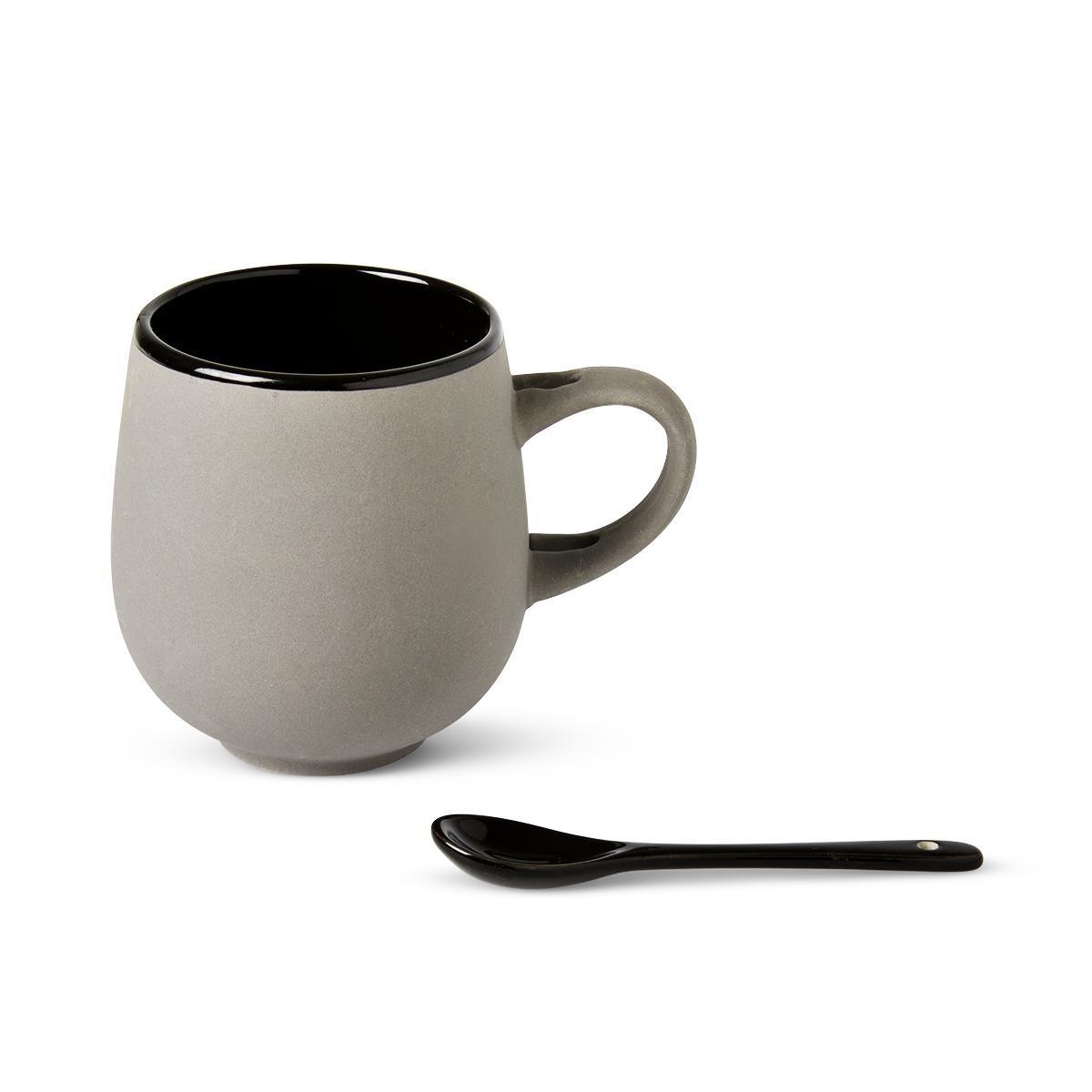 Brown stoneware mug