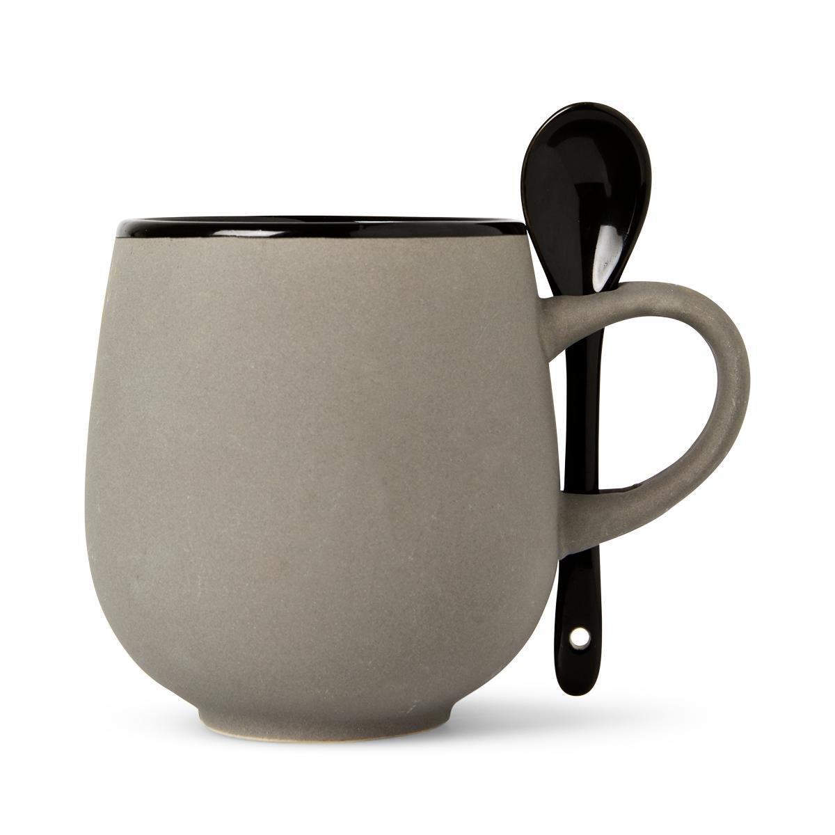 Brown stoneware mug
