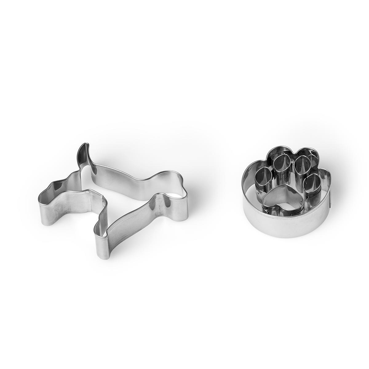 Metal cookie cutters