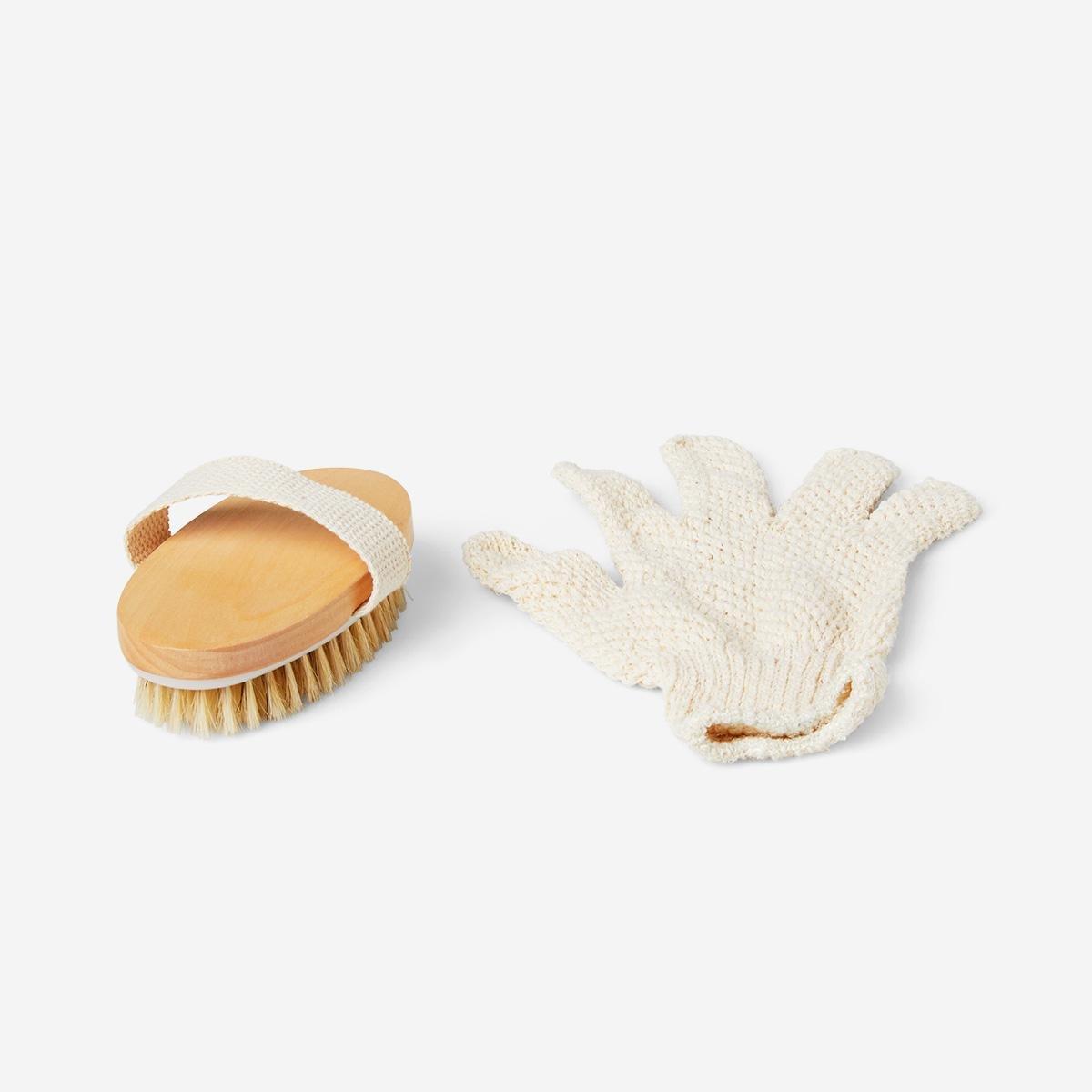 Scrubbing set