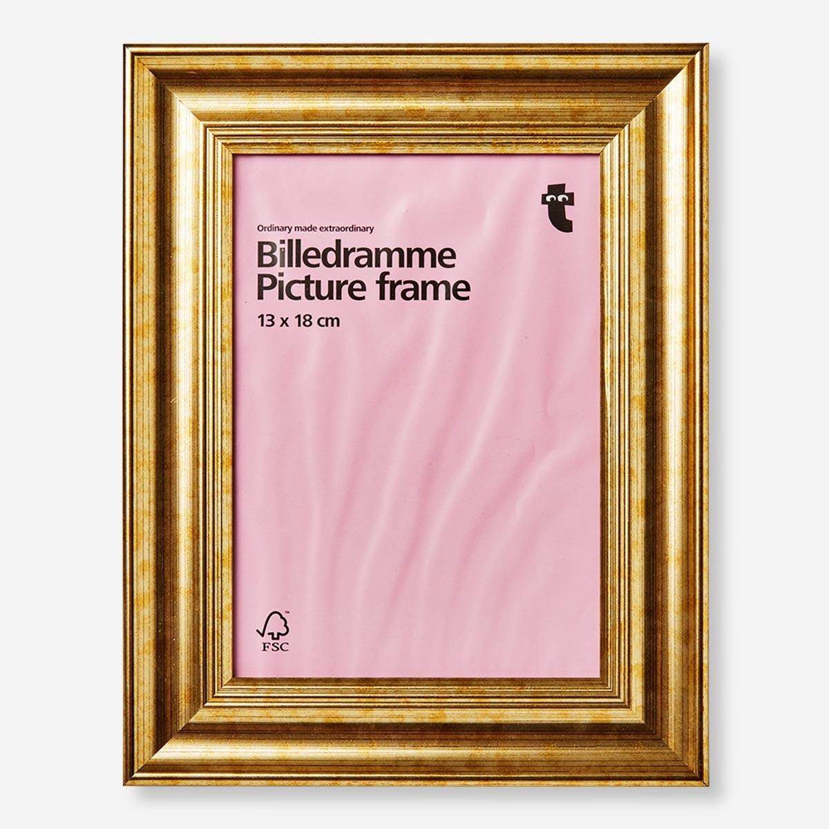 Gold picture frame. 13 x 18 cm