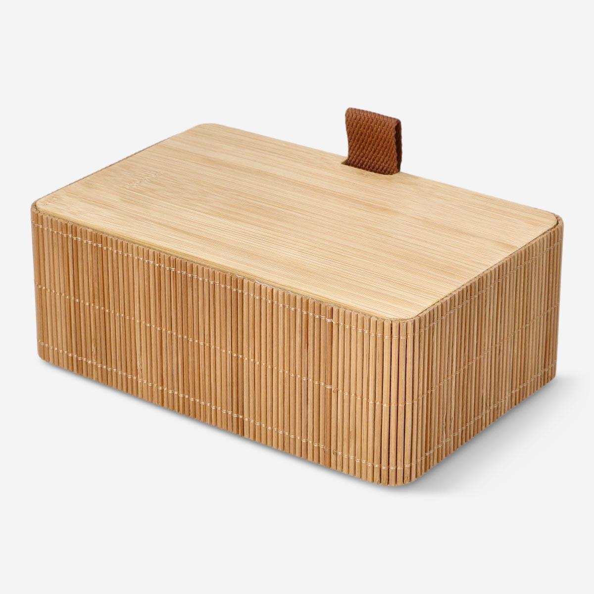 Wooden storage box. 19.5 cm