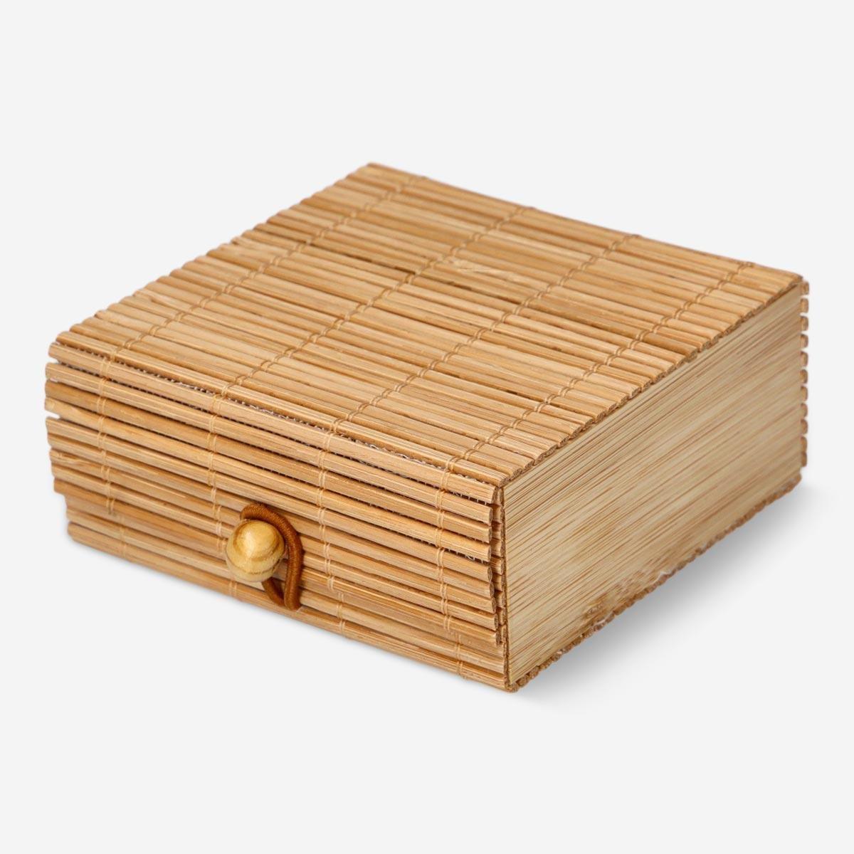 Wooden storage box. 9 cm