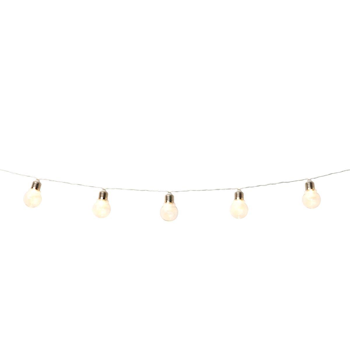 Yellow string lights. 330 cm