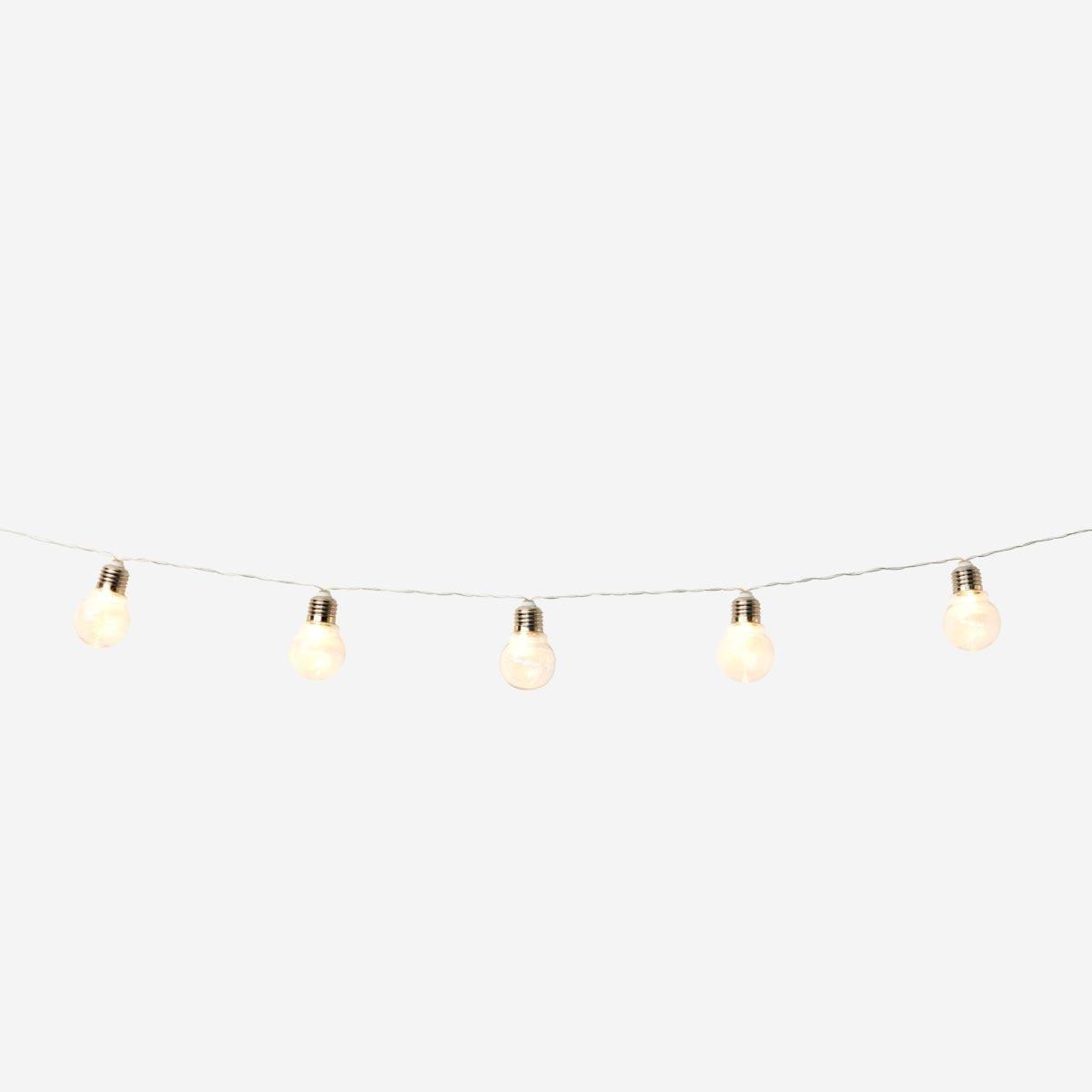 Yellow string lights. 330 cm
