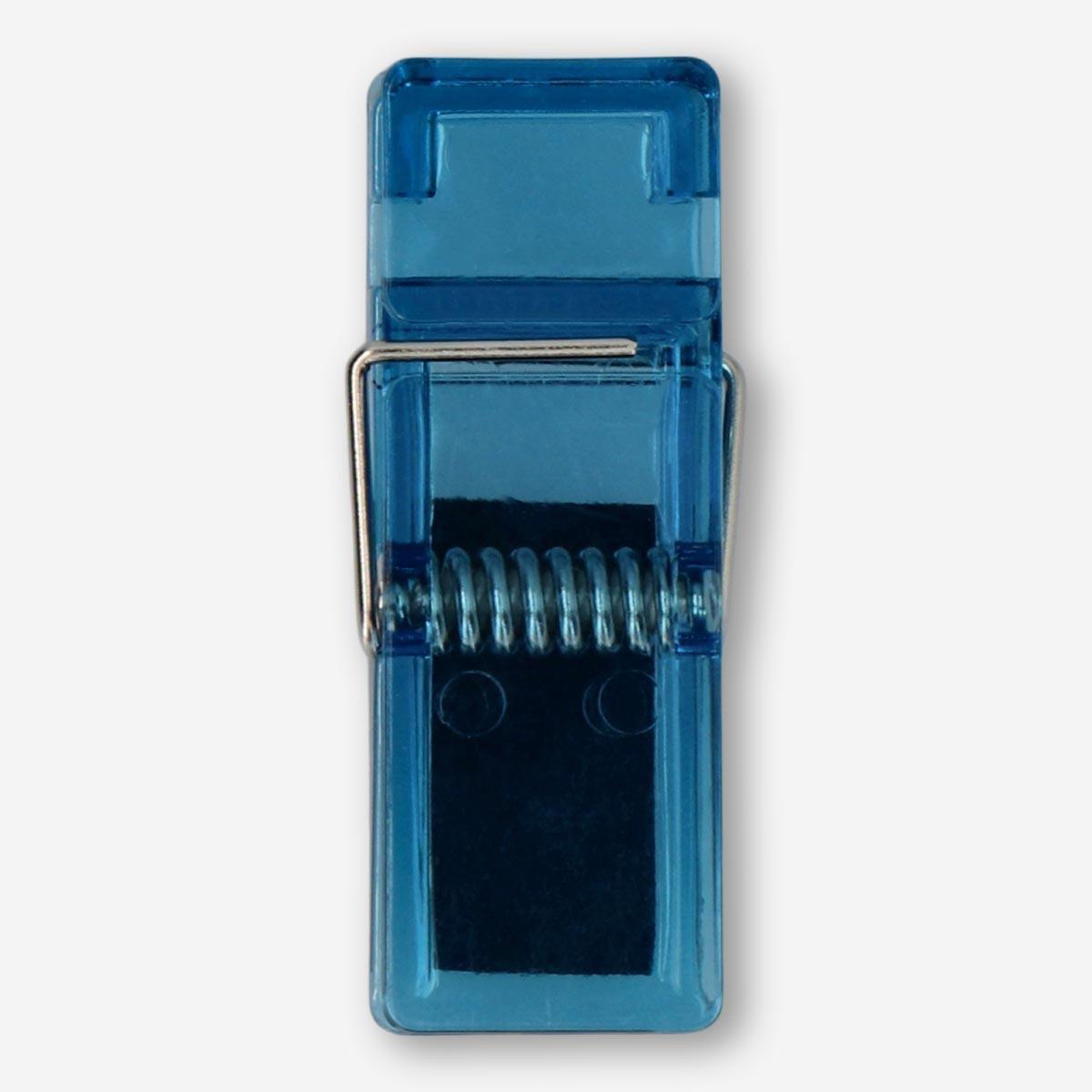 Blue clip with magnet