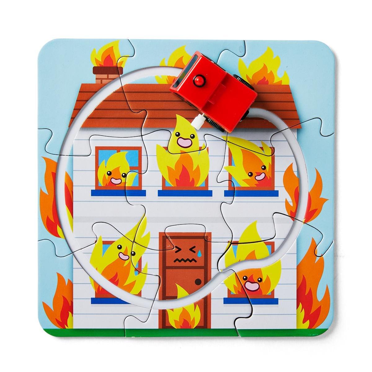 Wind-up fire engine road puzzle