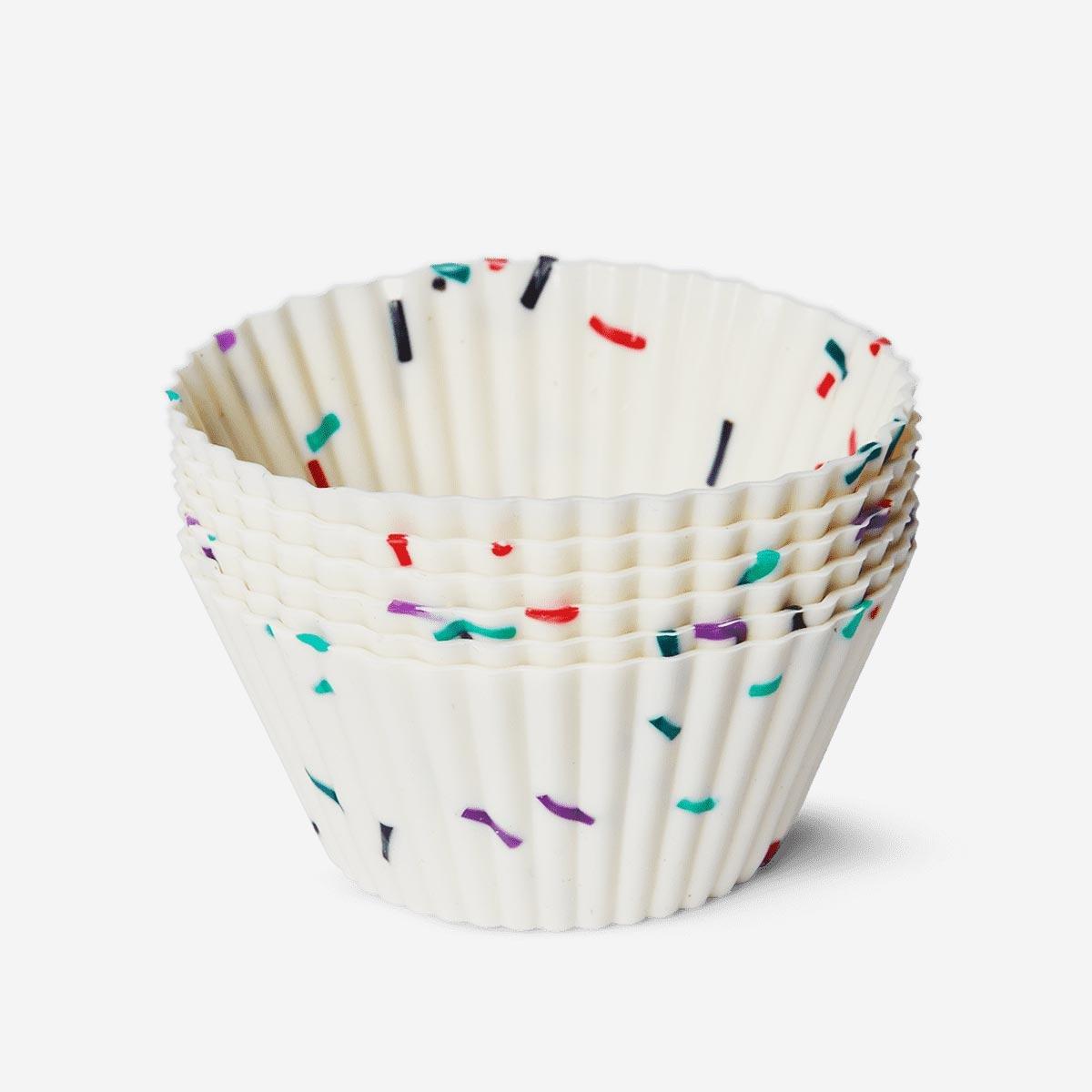 White Baking Cups. 6Pcs