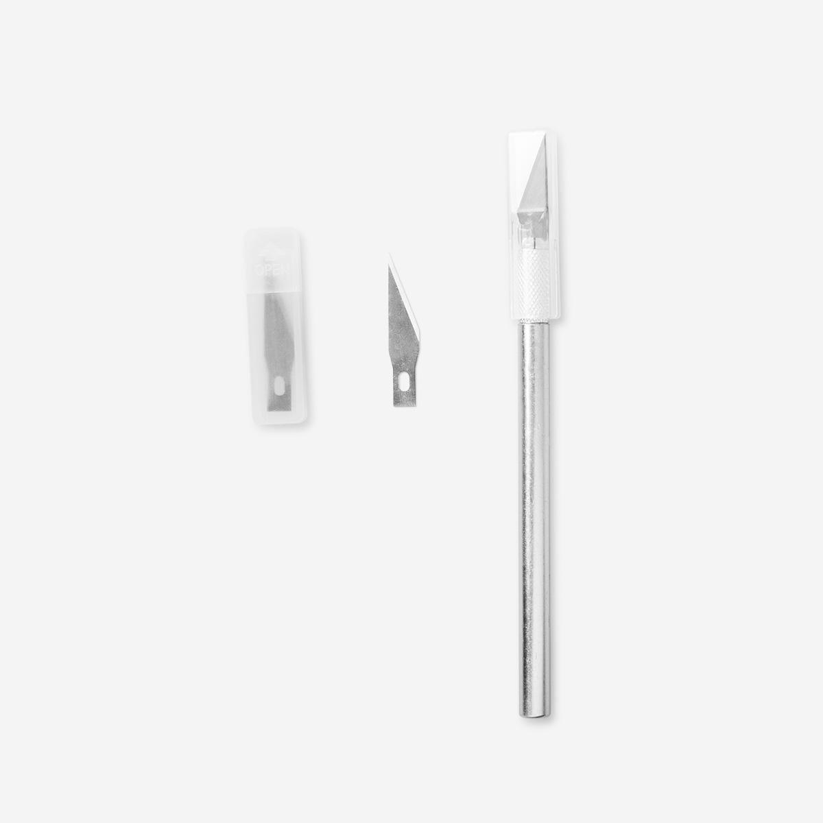Silver Metal template cutter