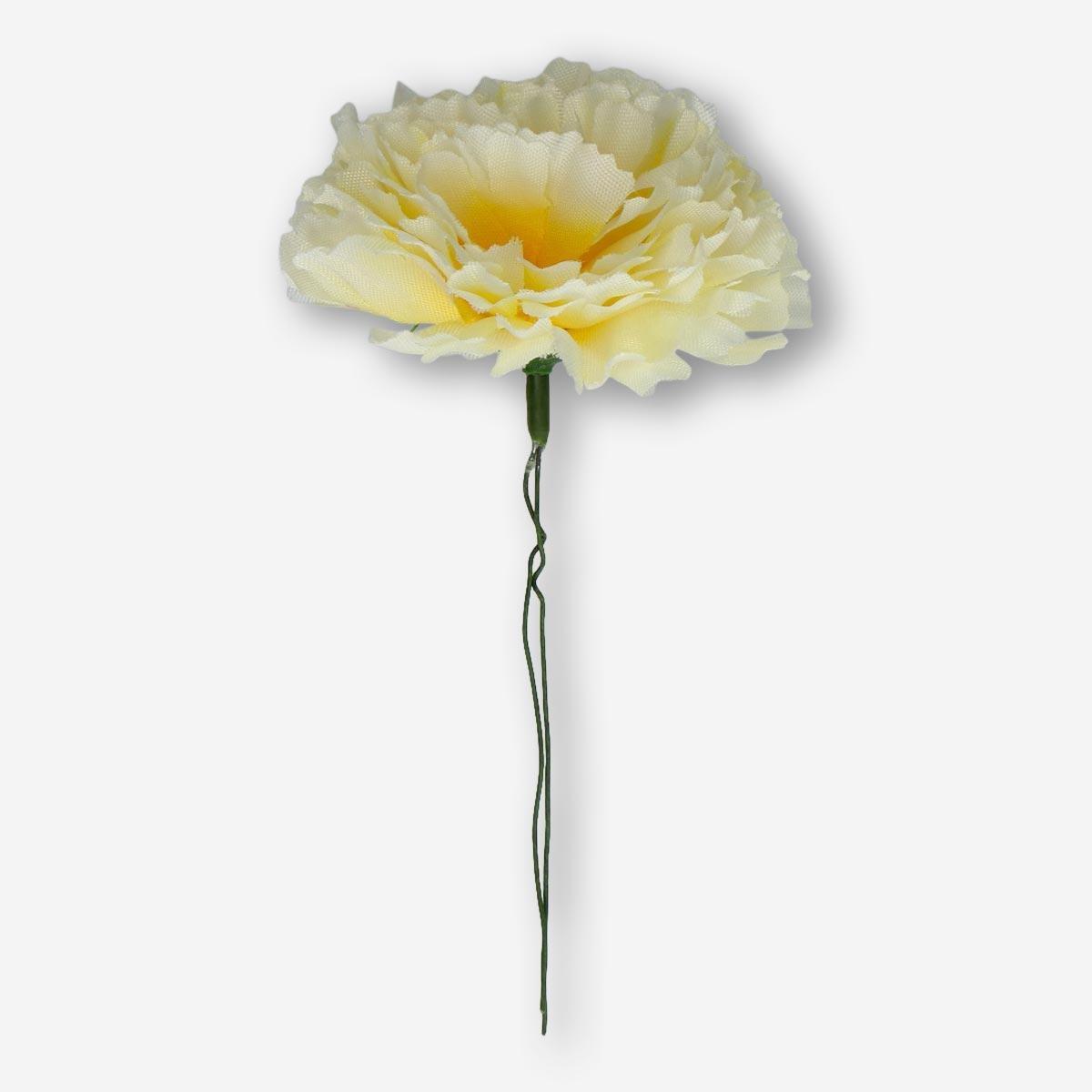 White flower garland
