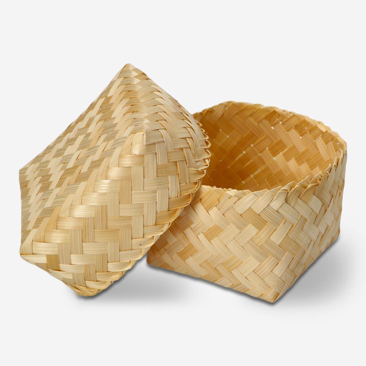 Bamboo basket with lid