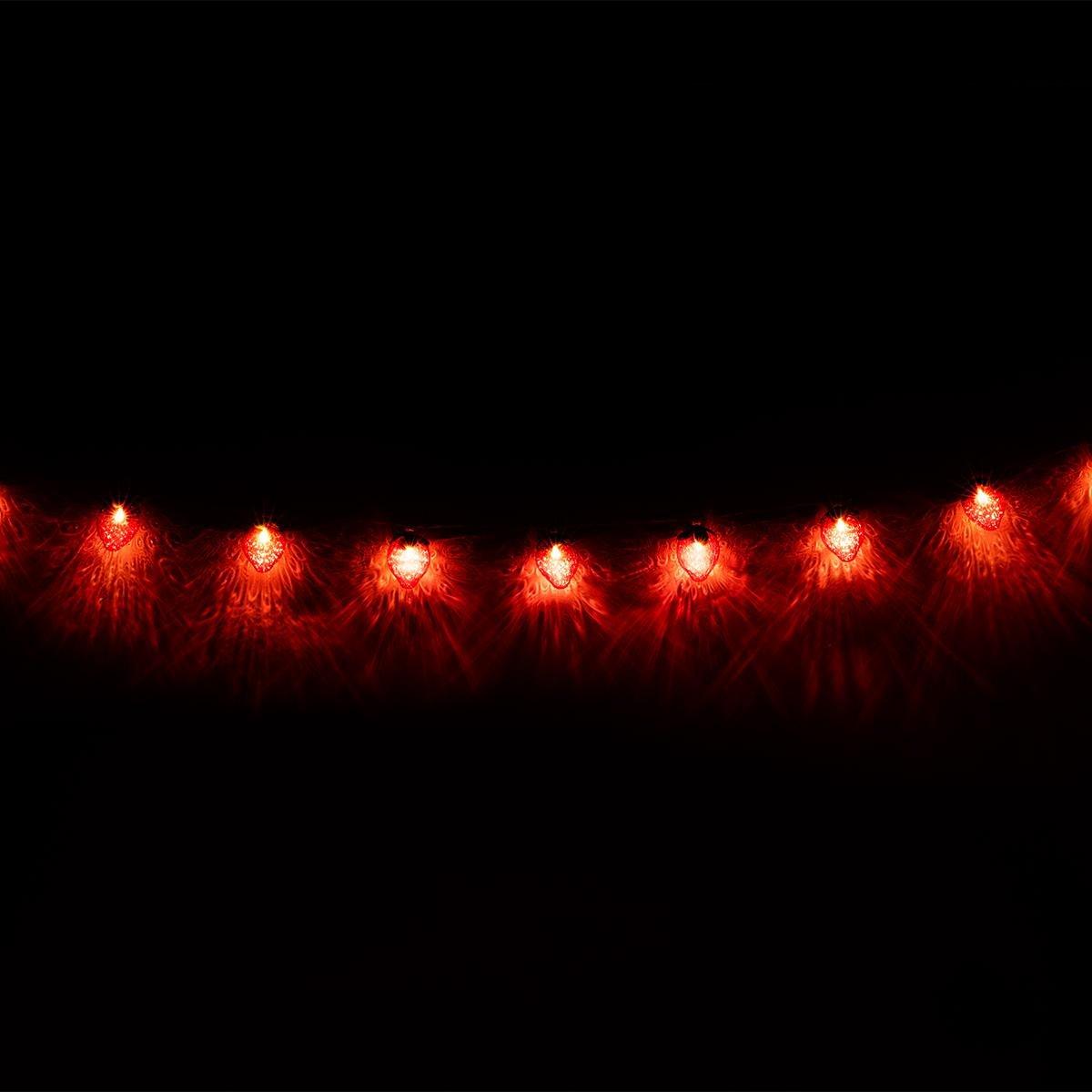 Red string lights. 285 cm