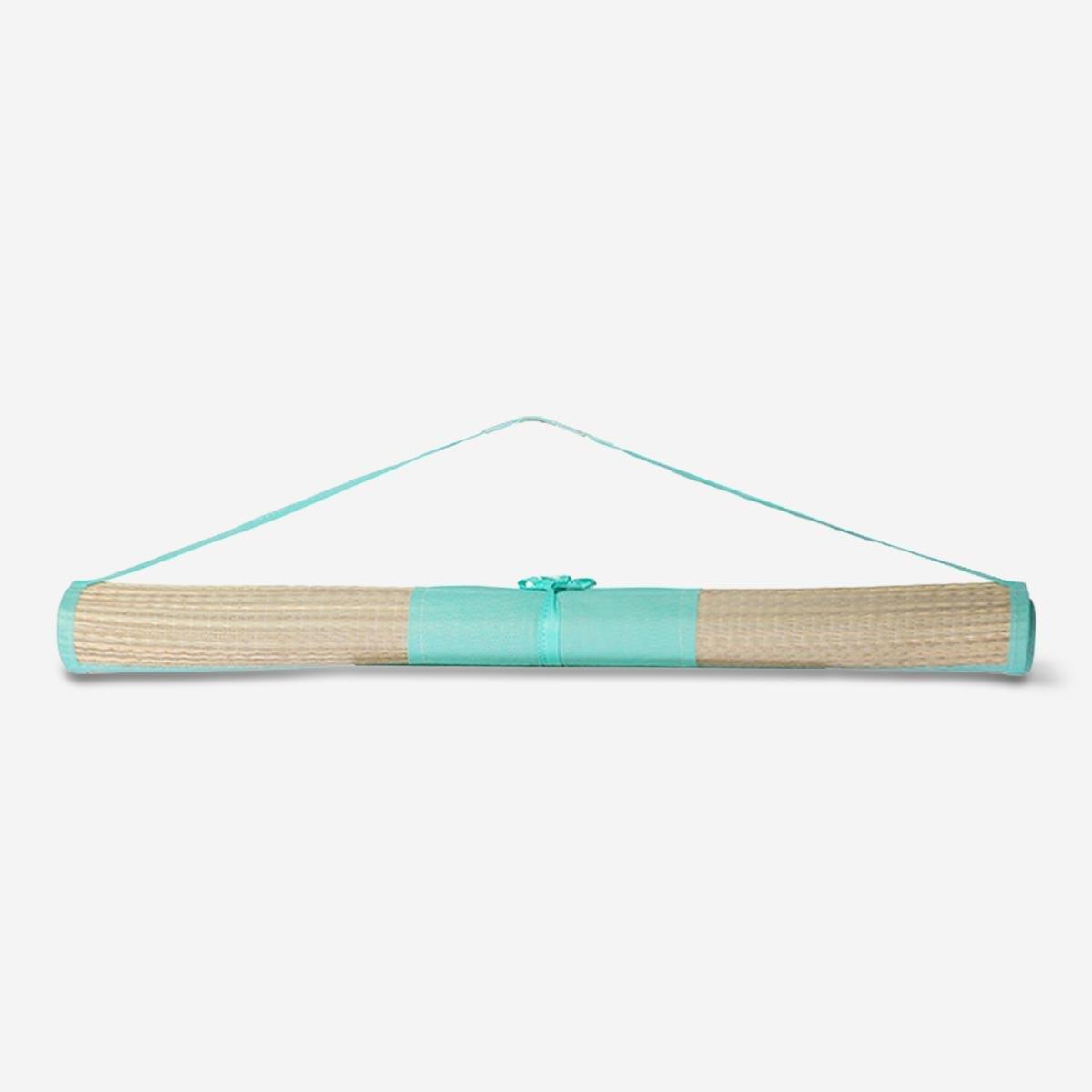Straw beach mat