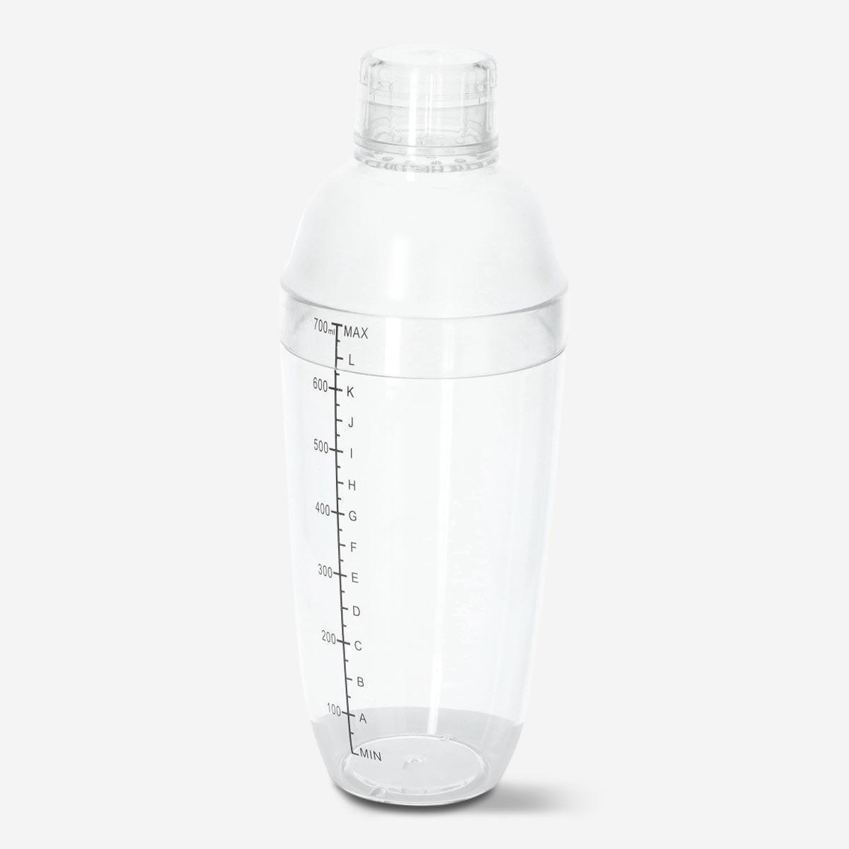 Plastic cocktail shaker