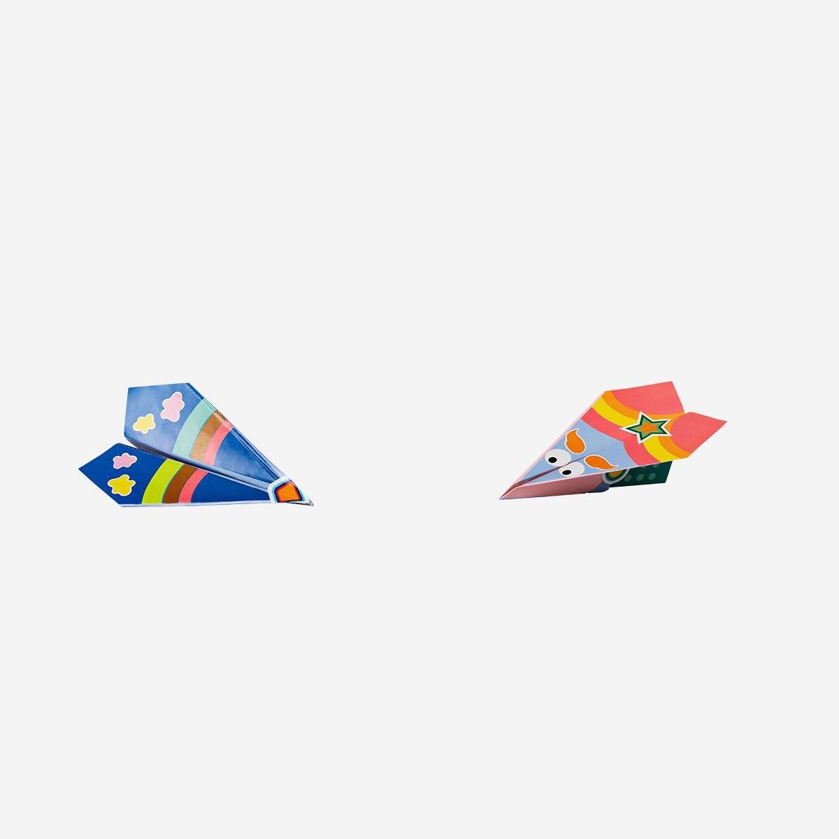 Multicolour paper planes