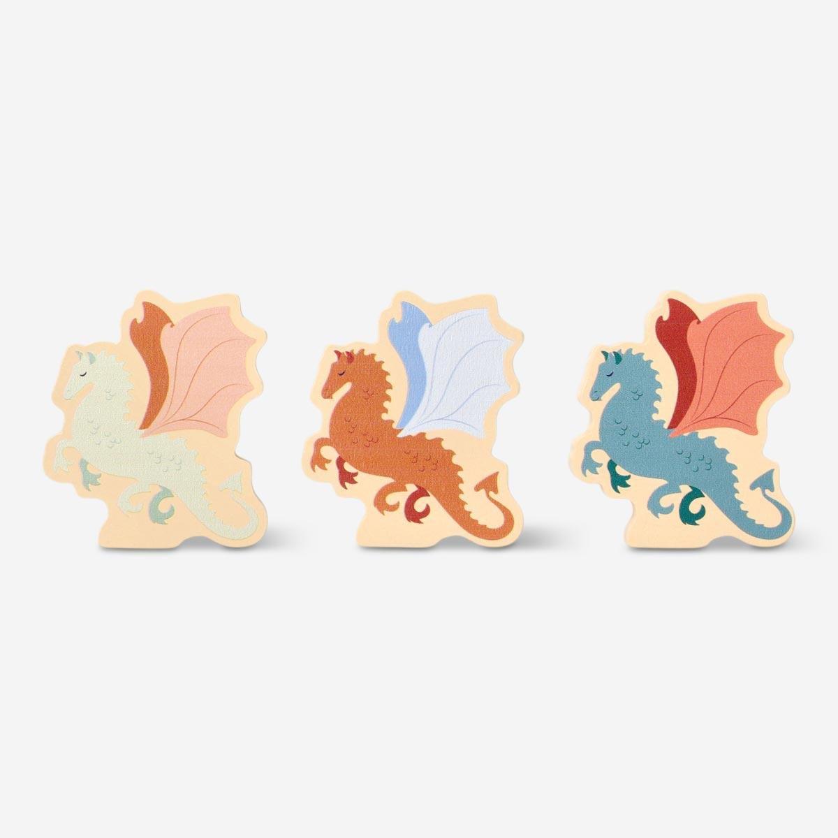 Multicolour play box with dragons