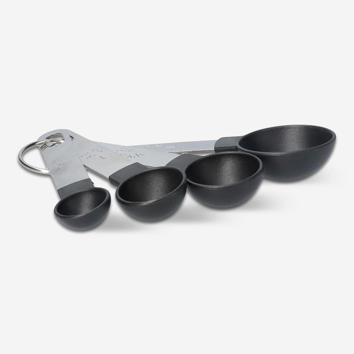 Black measuring spoons