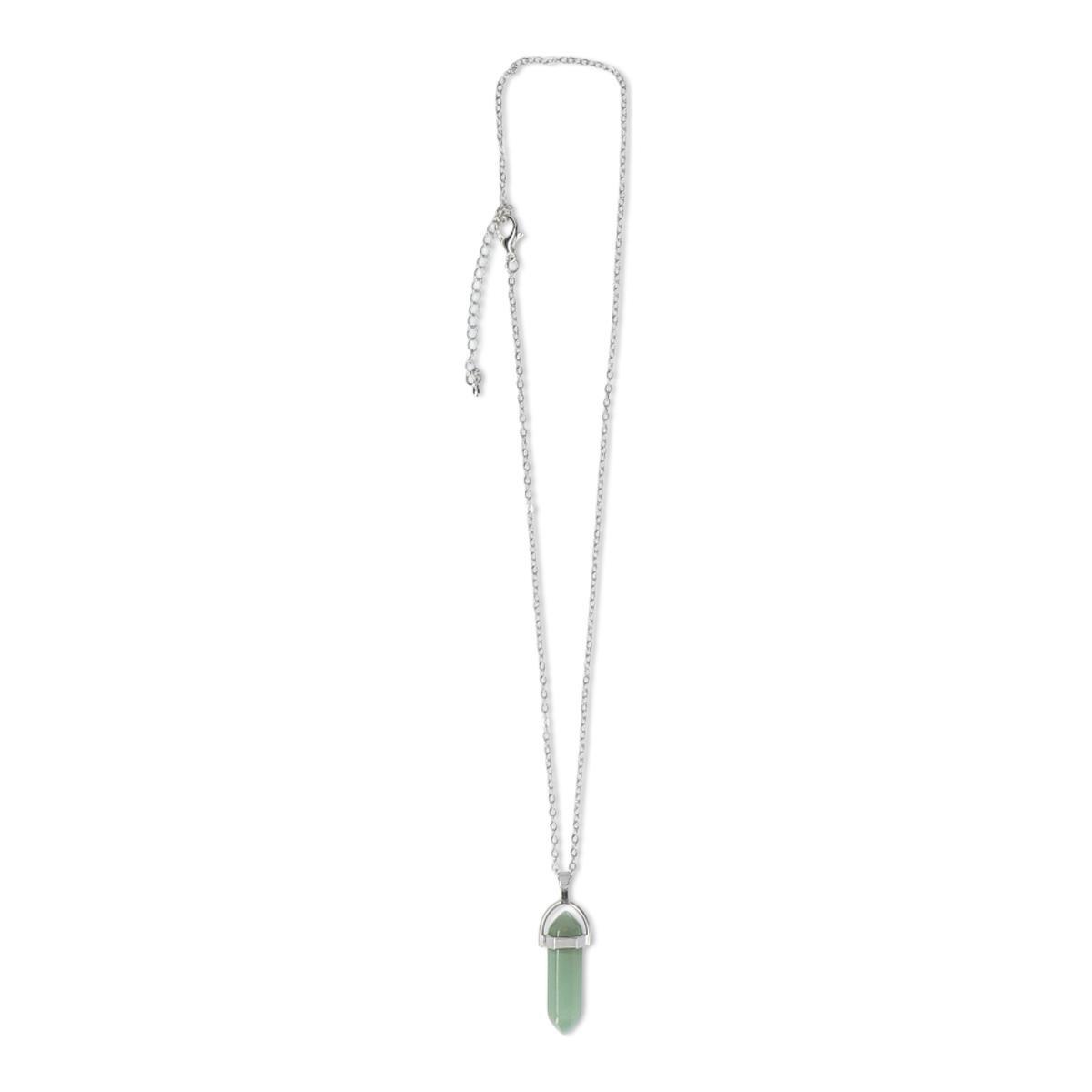 GREEN      Necklace. Green aventurine