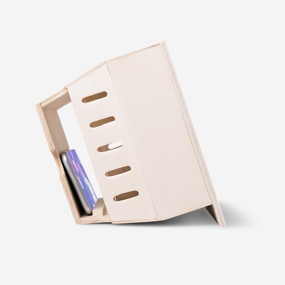 Multicolour smartphone tv magnifies