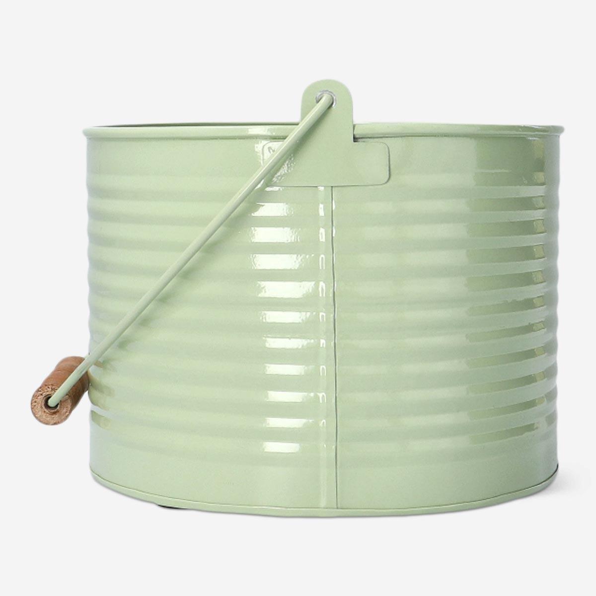 Green bucket