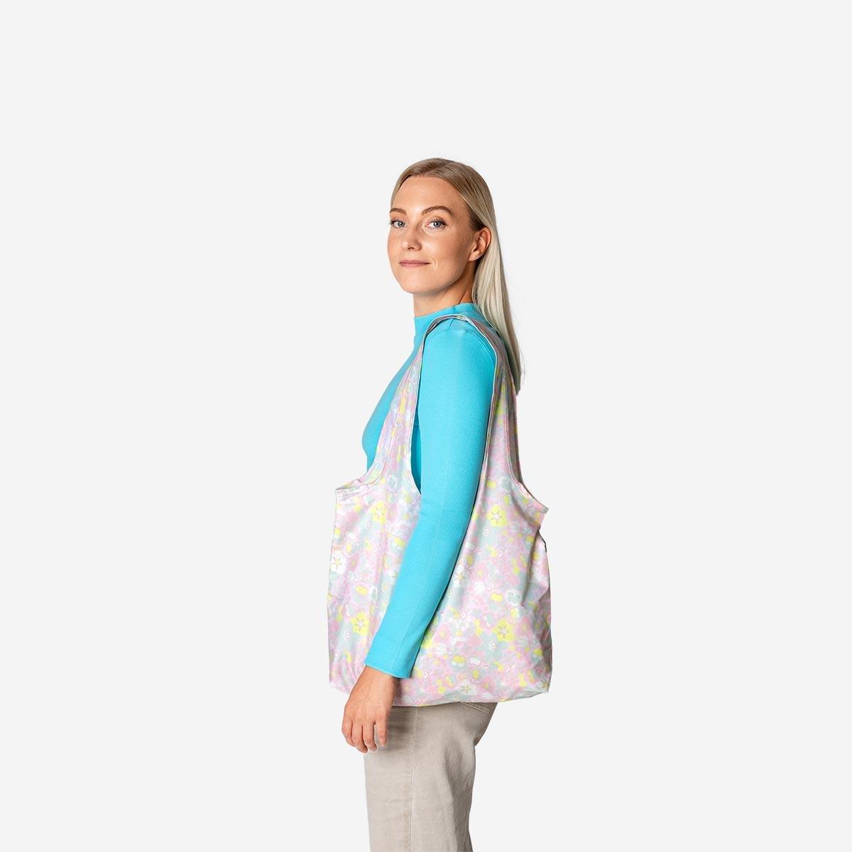 Pink foldable bag