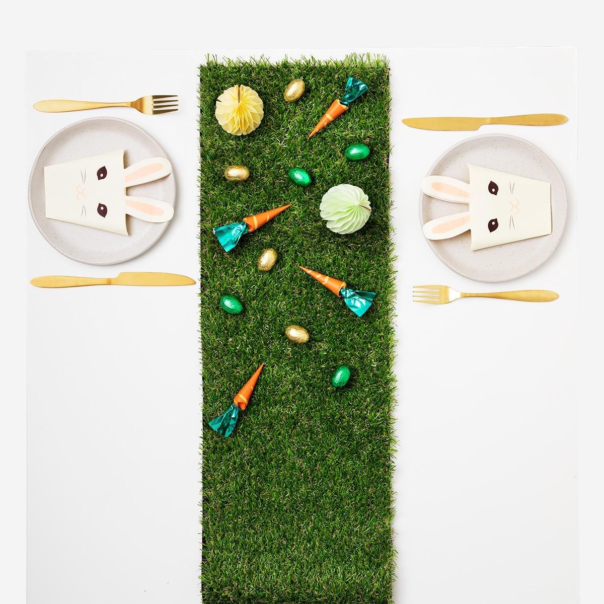 Green Decorative Grass Table Runner - 25X75 Cm