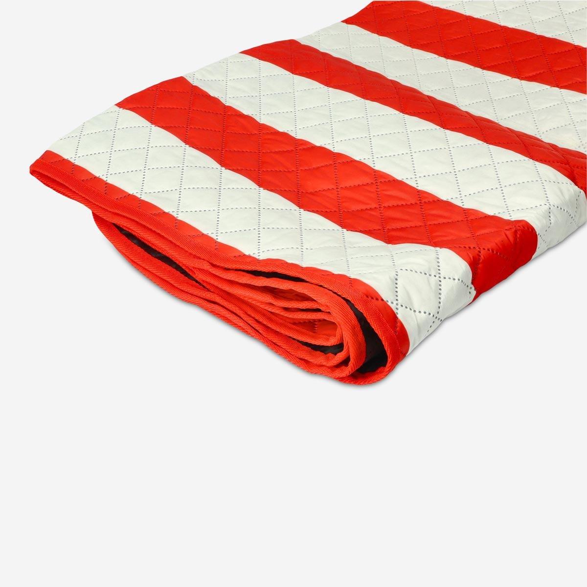Multicolour picnic blanket. 130x150 cm