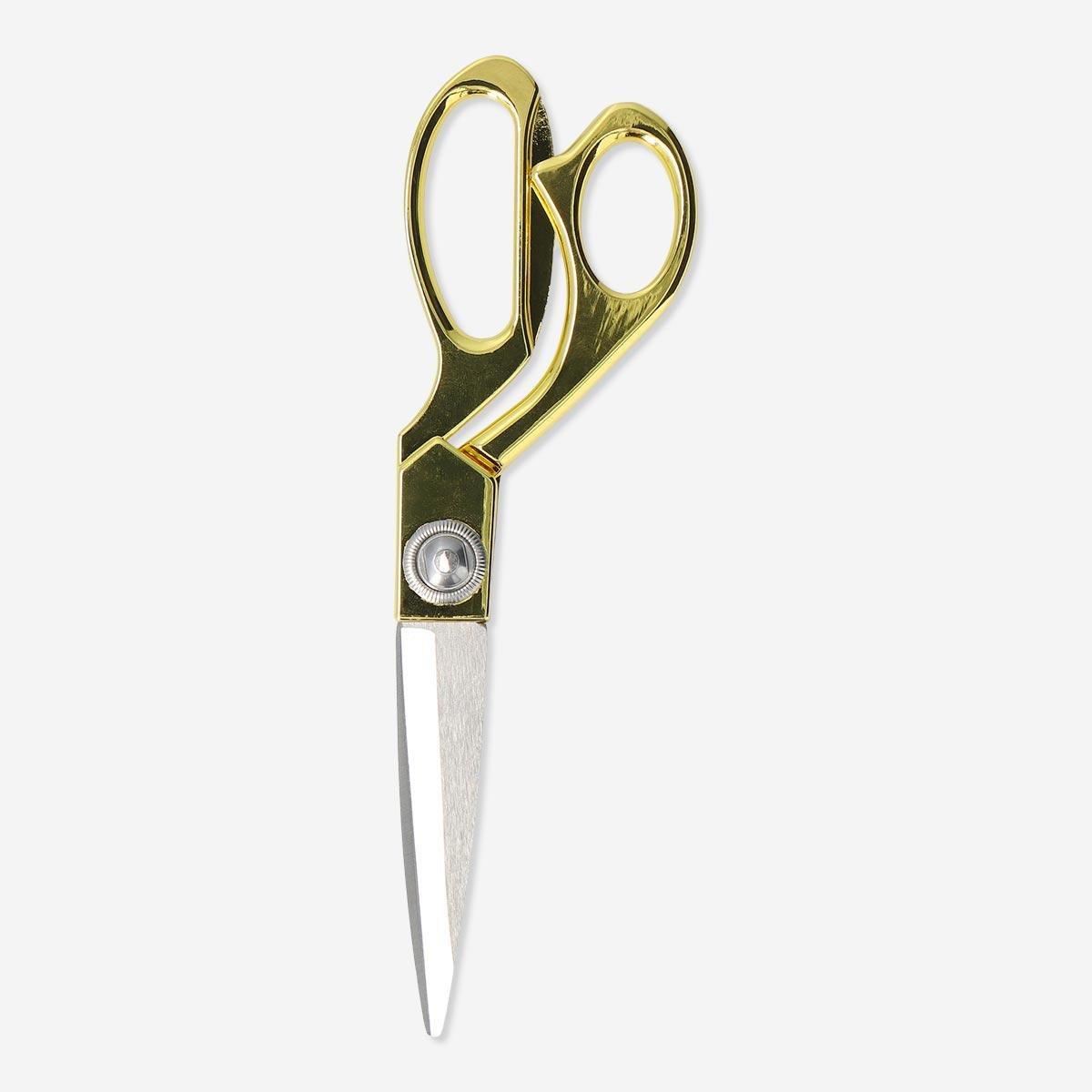 Yellow scissors
