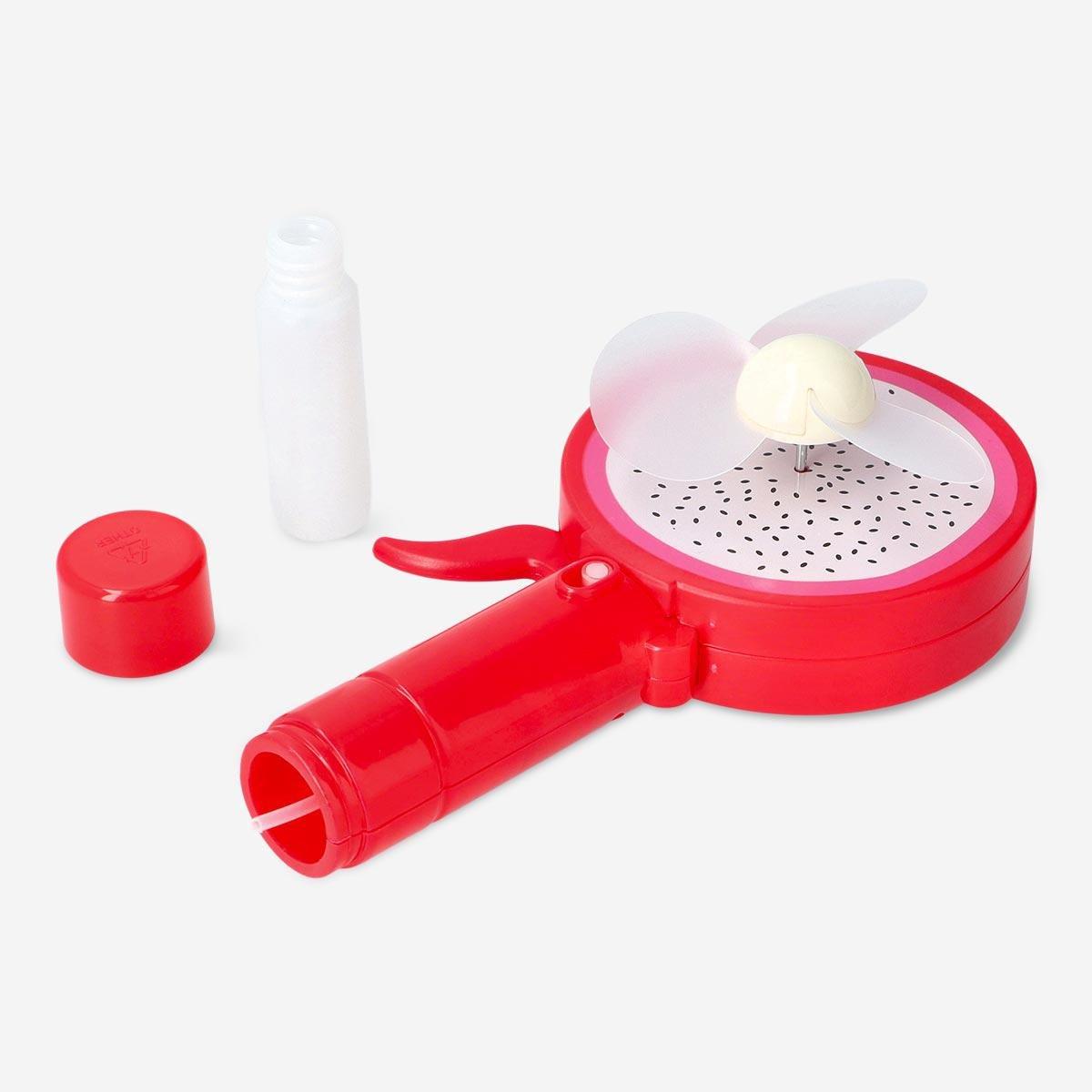Red mist spray fan