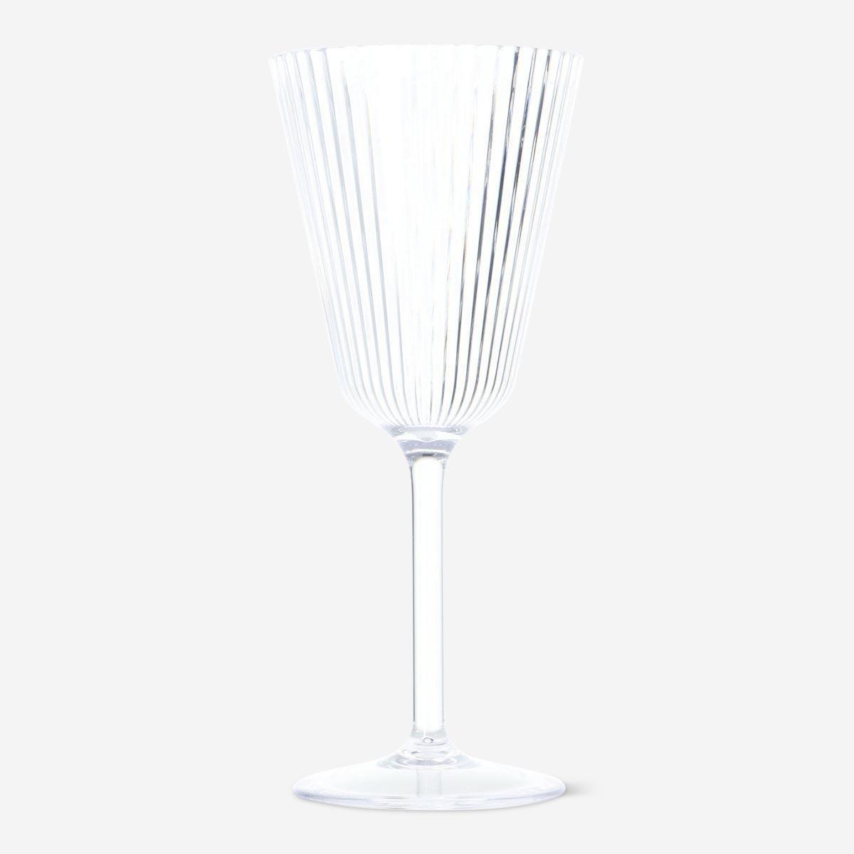 Transparent wine glass. 200 ml