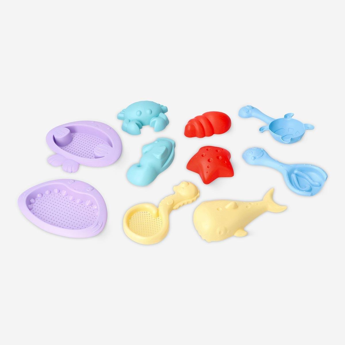 Multicolour beach toys. 5 pcs