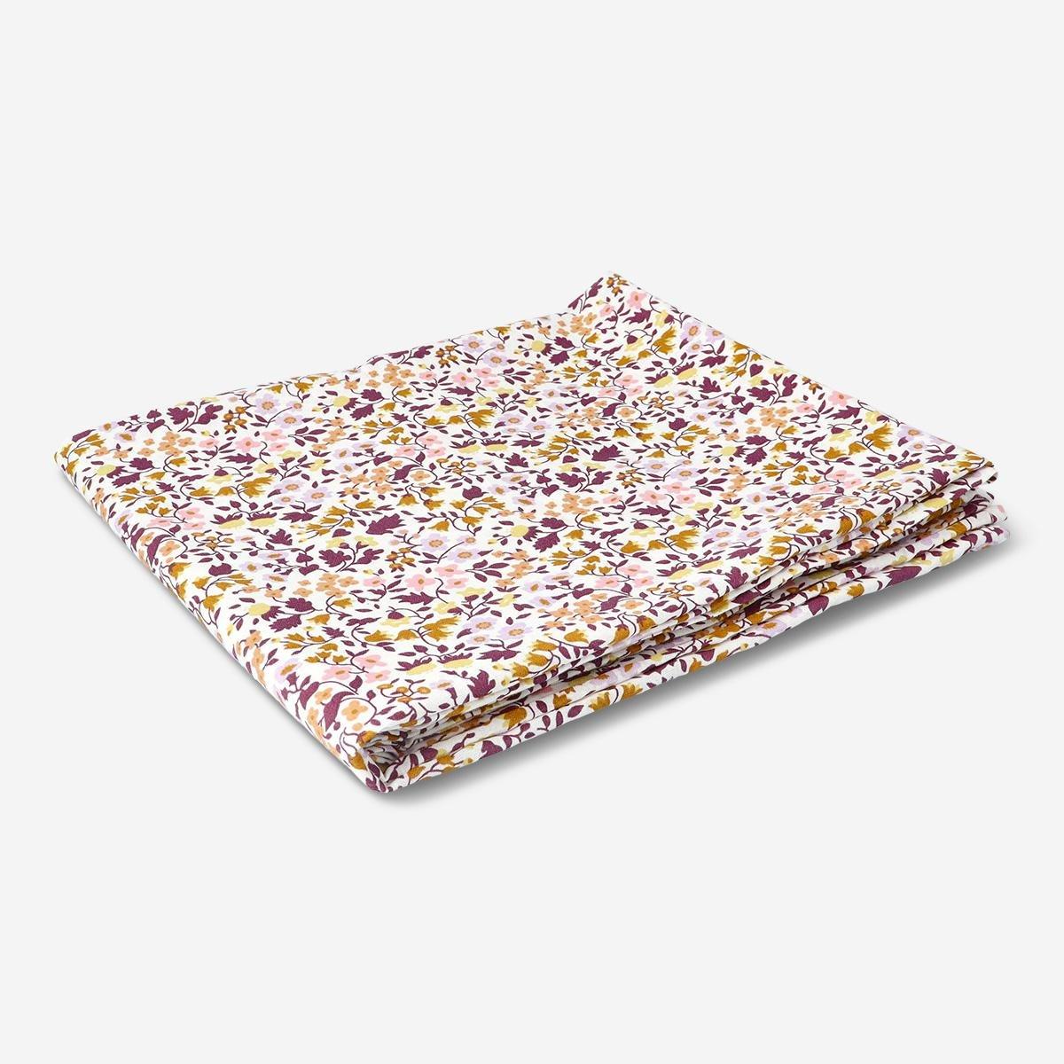 Multicolour floral tablecloth. 140x220 cm