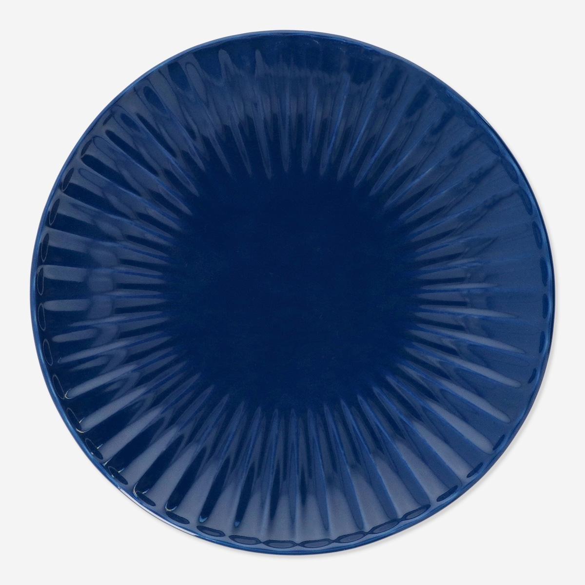 Blue plate. 19 cm