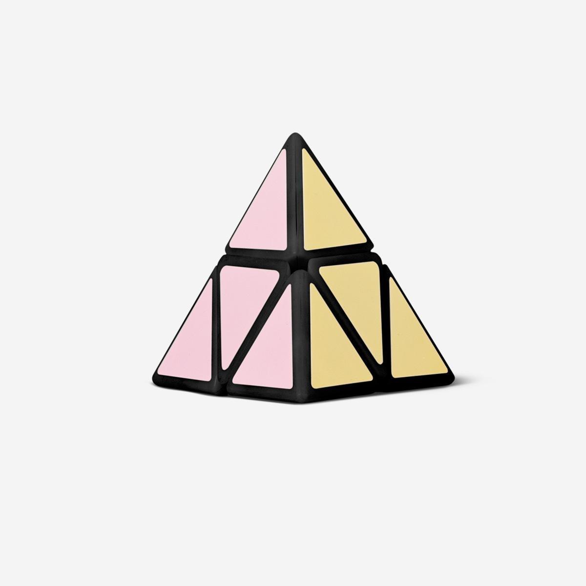 Multicolour Iq Pyramid