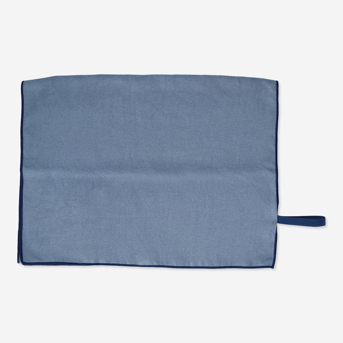 BLUE       Yoga towel