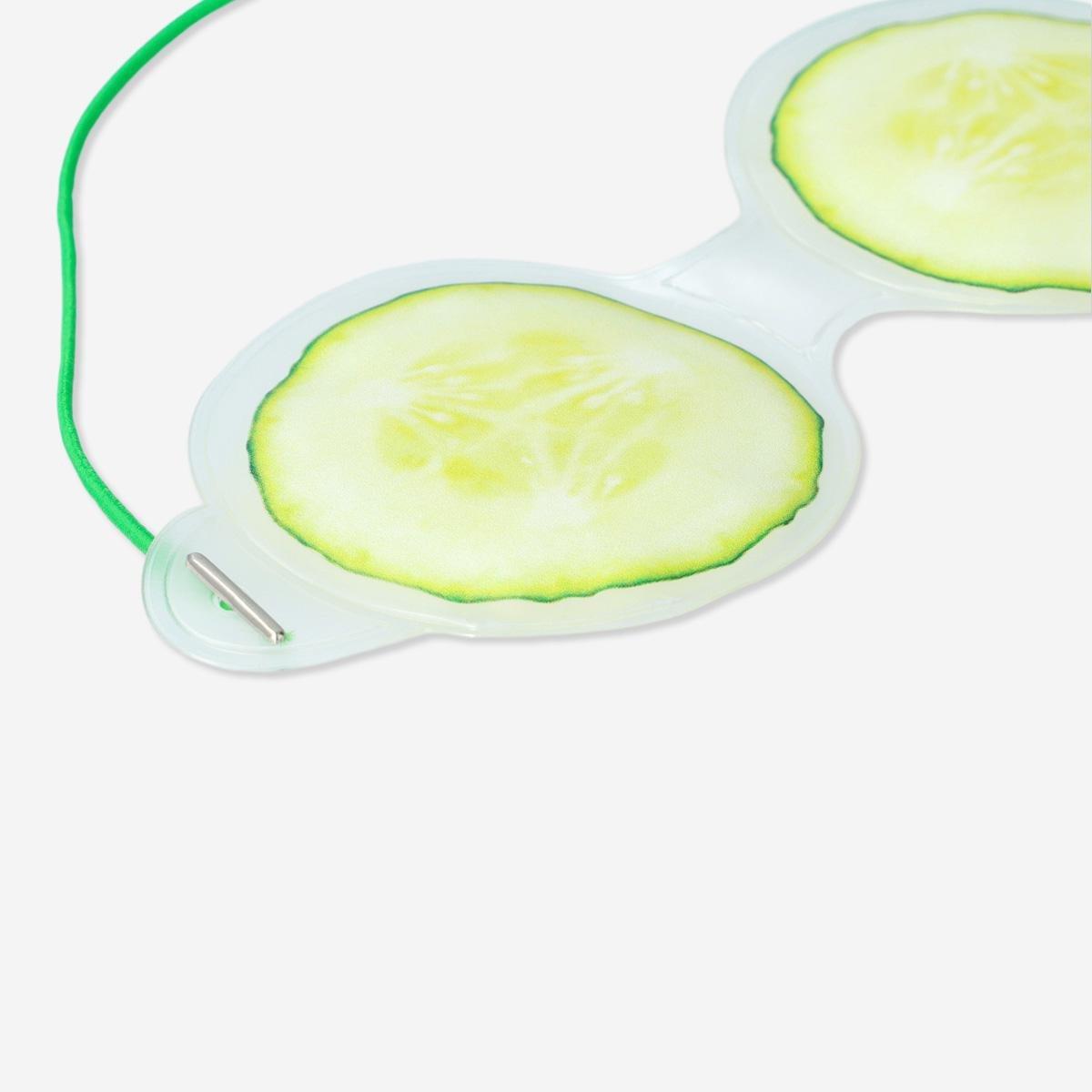 Green gel eye mask. cooling